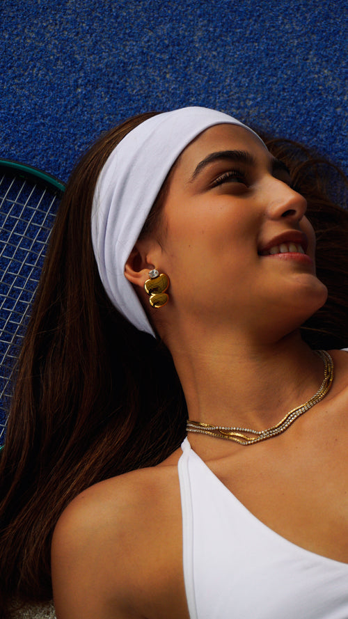 Aretes COURT